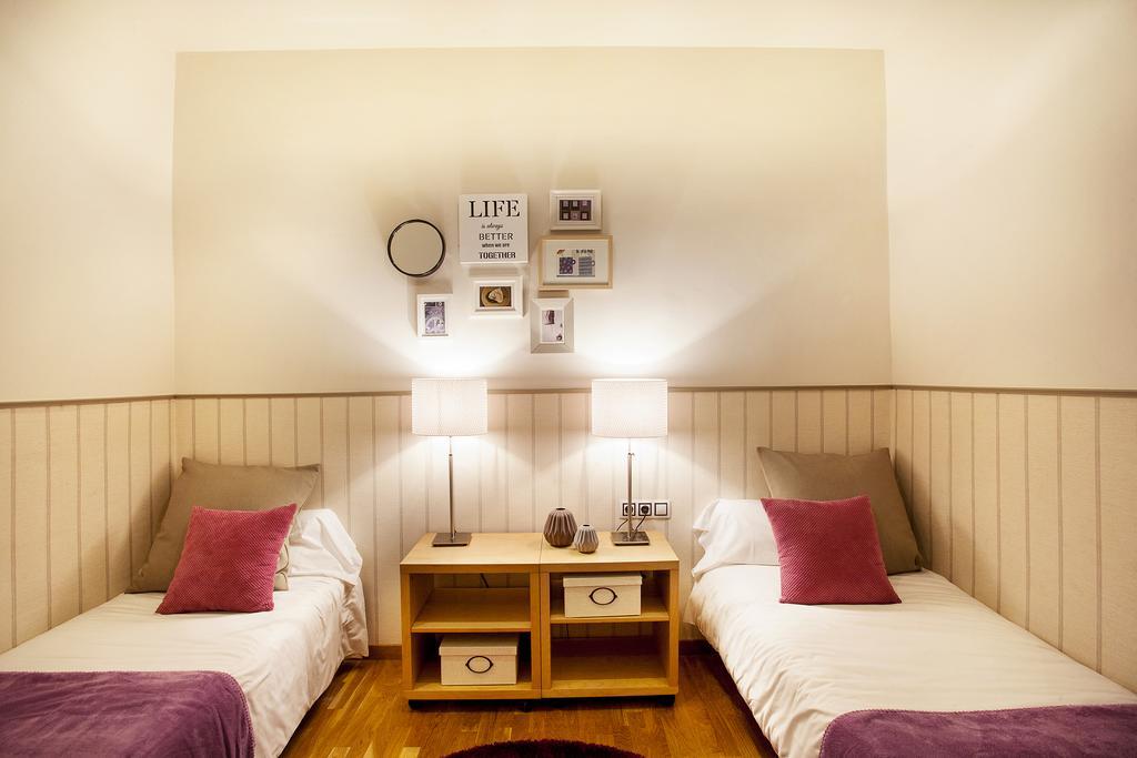 Apartments Barcelona & Home Deco Viladomat — Photos 2